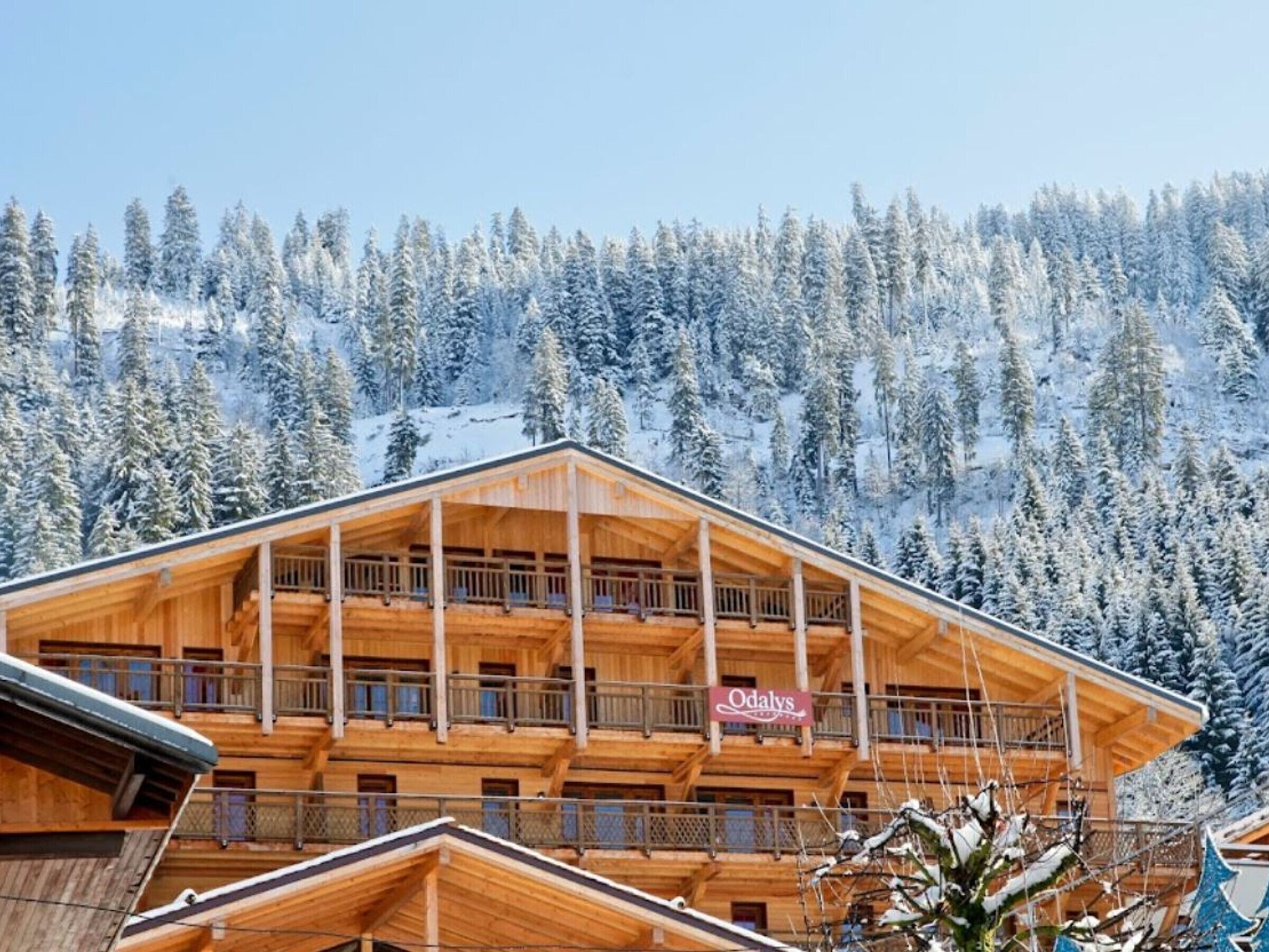 المنشأة من الخارج