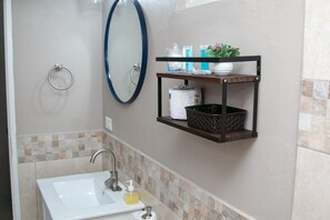 Shower, toilet paper
