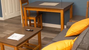Căn hộ Tiêu chuẩn | Khu vực ăn uống tại phòng