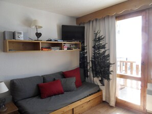 Living area - Cozy ski-in/ski-out apartment - 6 guests (Belle Plagne)