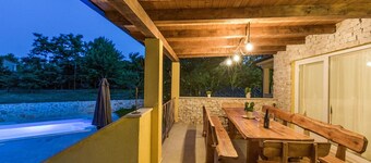 Pet friendly home in Debeljuhi