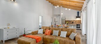 Pet friendly home in Debeljuhi