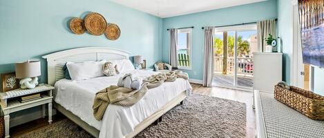 4 عدّة غرف نوم ومكواة/لوح كي وواي فاي وملاءات أسرّة