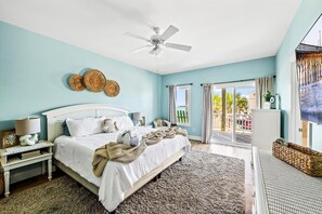 4 bedrooms, iron/ironing board, WiFi, bed sheets - SPECIAL! Oceanfront | Pool | Elevator | Quiet Beach! (Surf City)