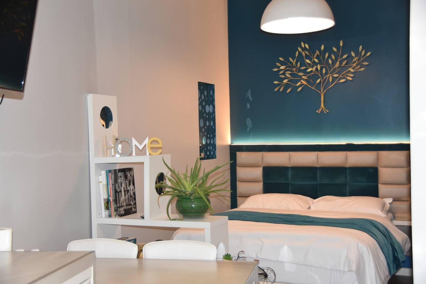 1 bedroom, iron/ironing board, travel crib, WiFi