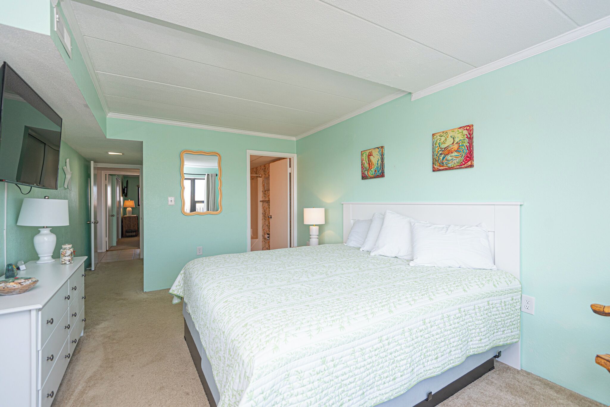 2 bedrooms, WiFi, bed sheets