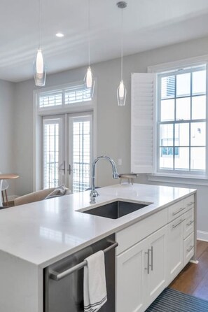 Interior - Apt on St Charles Ave | Streetcars, Parking, Pool! (New Orleans)