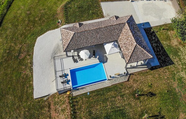 Exterior - Amazing home in Pazin (Pazin)