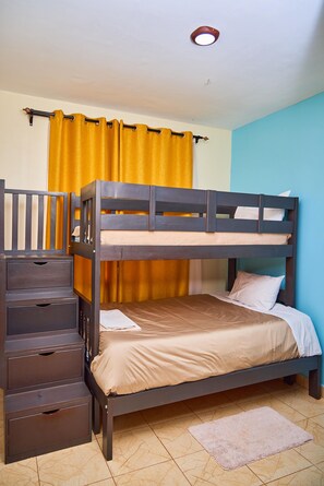2 Schlafzimmer, Bügeleisen/Bügelbrett, kostenloses WLAN, Bettwäsche