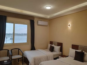 Comfort Double or Twin Room, 1 Bedroom, Smoking, River View | Individually decorated, individually furnished, desk, laptop workspace