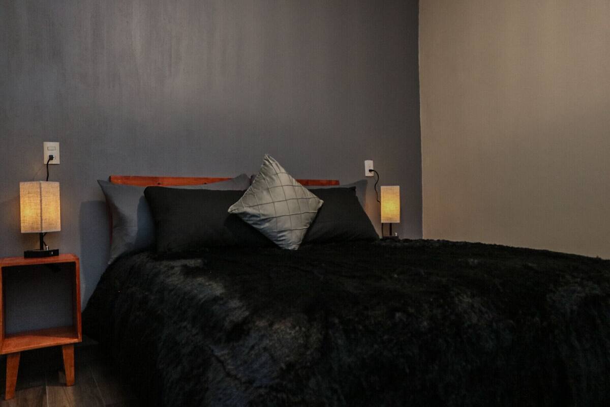 Superior-Doppelzimmer, 1 Queen-Bett | Hochwertige Bettwaren, Daunenbettdecken, Zimmersafe