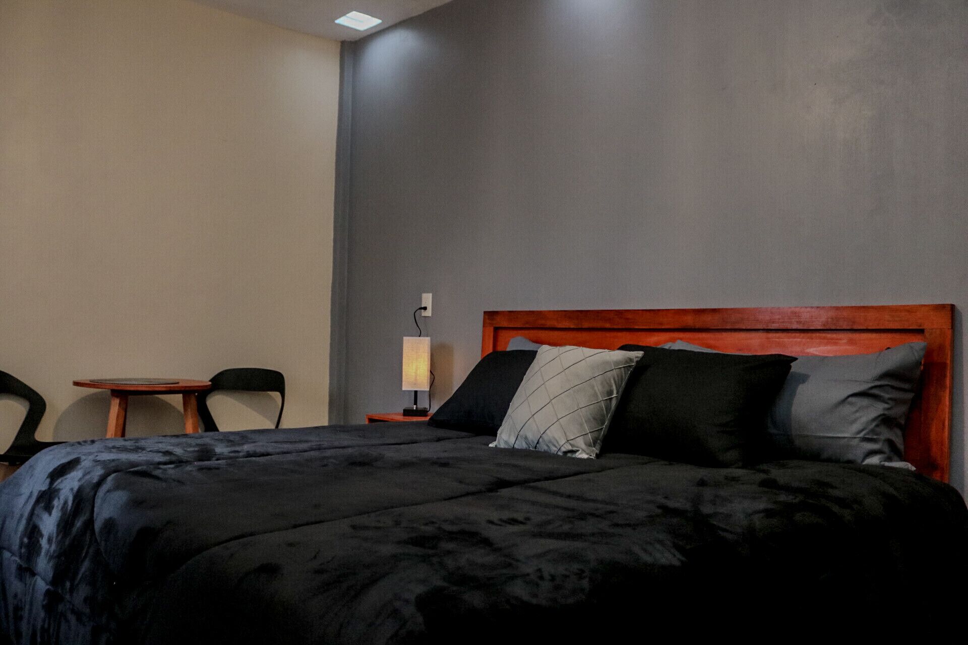 Habitación doble superior, 1 cama King size | Ropa de cama de alta calidad y edredón 