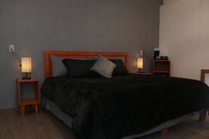 Comfort Double Room, 1 Queen Bed | Premium bedding, down duvets, in-room safe, iron/ironing board - Piedra Negra Boutique Hotel (San Cristóbal de las Casas)