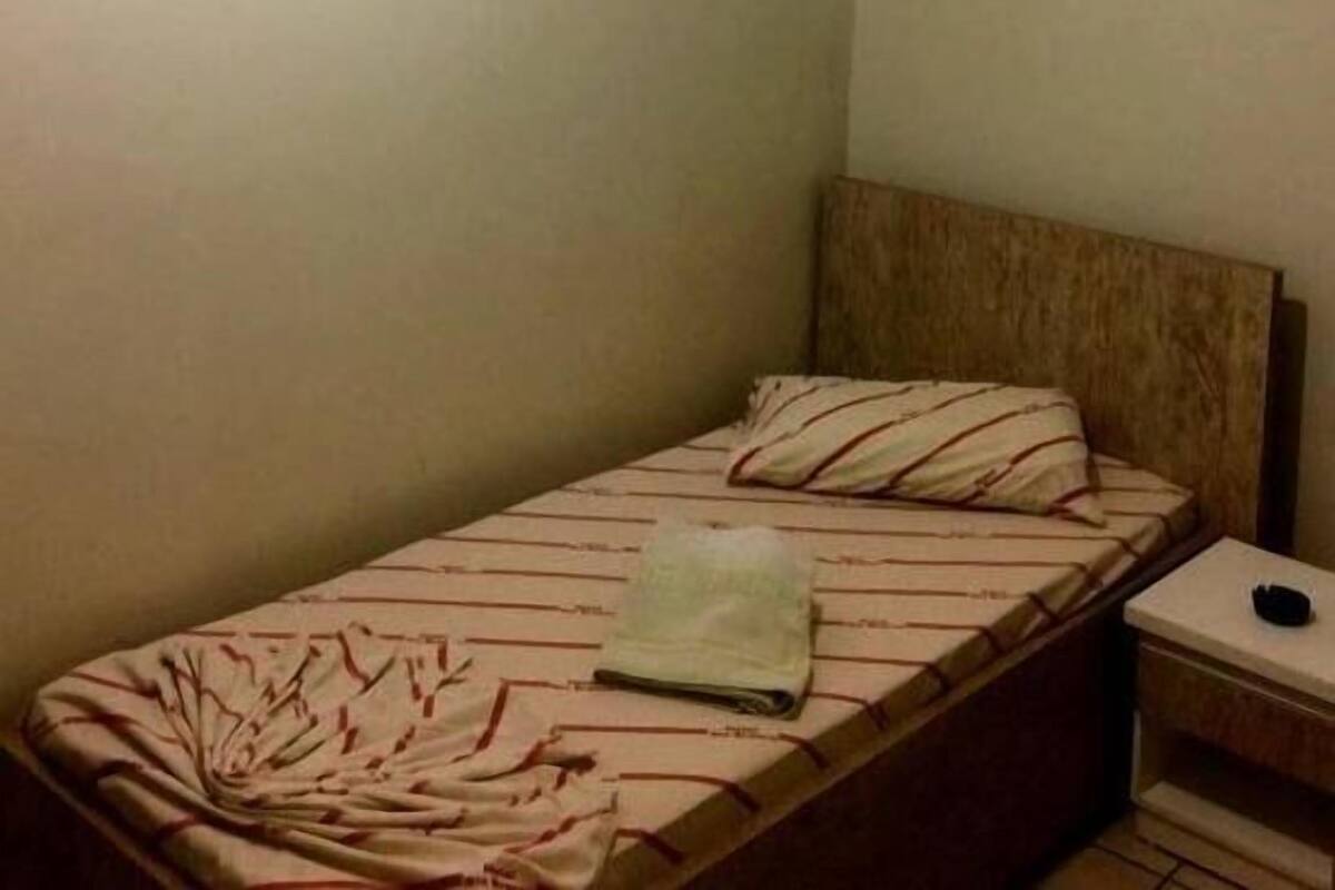 标准单人房 | 免费 WiFi、床单
