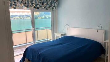 2 Schlafzimmer, BĂŒgeleisen/BĂŒgelbrett, kostenloses WLAN, BettwĂ€sche