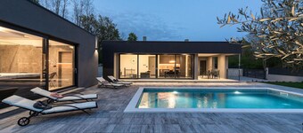 Amazing home in Nedescina with sauna