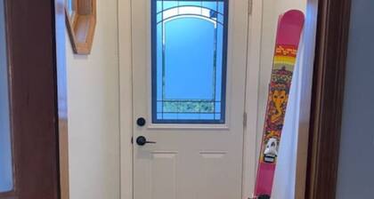 The Red Step- Beautifully renovated heritage home