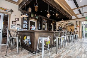 Bar (in der Unterkunft)