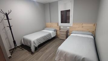 2 slaapkamers, gratis wifi, beddengoed, rolstoeltoegankelijk