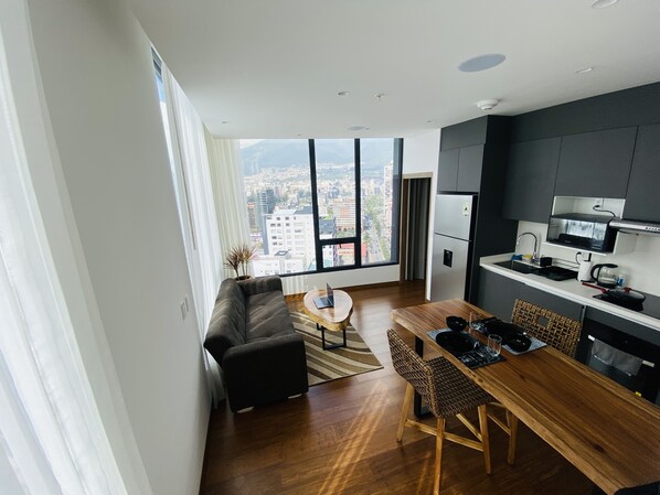 Panoramic Apartment | Living area - Penthouse Suite Hotel (Quito)