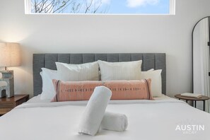3 chambres, bureau, fer et planche à repasser, Wi-Fi gratuit