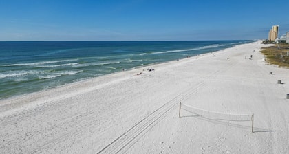 Luxury Beach Front Townhouse – 4BR/3.5 BA Slps 14!