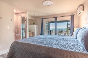 4 habitaciones, tabla de planchar con plancha, wifi y ropa de cama