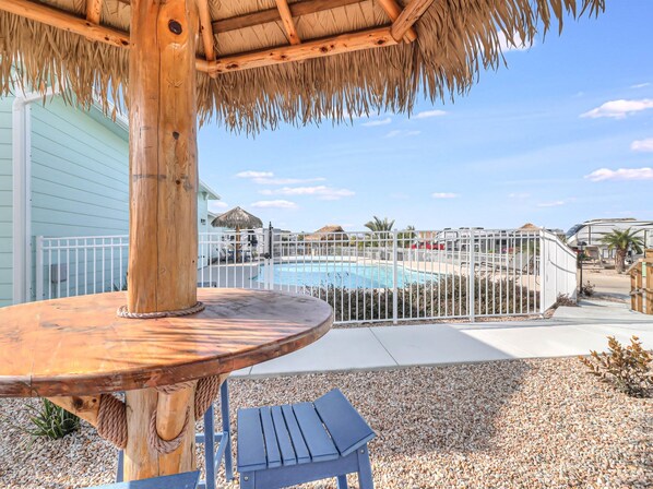 Terrace/patio - 8 Sailfish RV Resort, Port Aransas RV Getaway (Port Aransas)