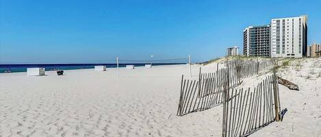 Na praia