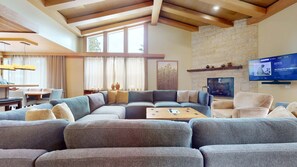 Smart TV, fireplace, DVD player