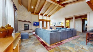 Smart TV, fireplace, DVD player