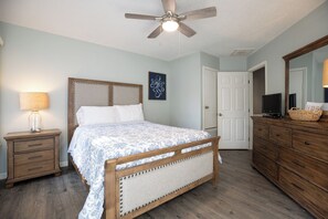 2 Schlafzimmer, Bügeleisen/Bügelbrett, kostenloses WLAN, Bettwäsche