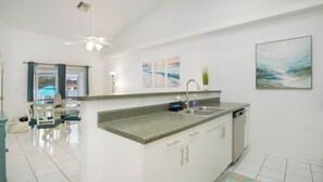 Fridge, microwave, oven, stovetop - 5 Star, Amazing Location, Heated Pool,  Dtown Cape (Cape Coral)