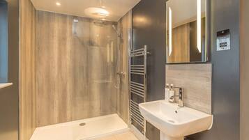 Shower, towels