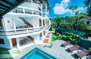 Individually furnished, desk, free WiFi, bed sheets - Teya Beach Hotel (Ahangama)