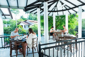 Interior - Teya Beach Hotel (Ahangama)