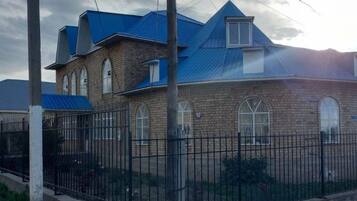 واجهة المنشأة