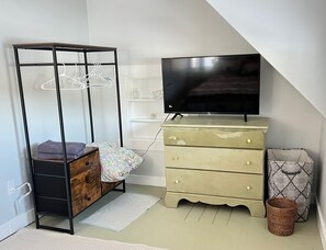 4 chambres, fer et planche à repasser, lit parapluie, Wi-Fi gratuit