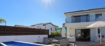 Villa Sea Horizon - Walking to Konnos Beach