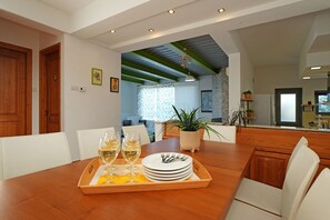 Dining - Villa Sea Horizon - Walking to Konnos Beach (Protaras, Paralimni)