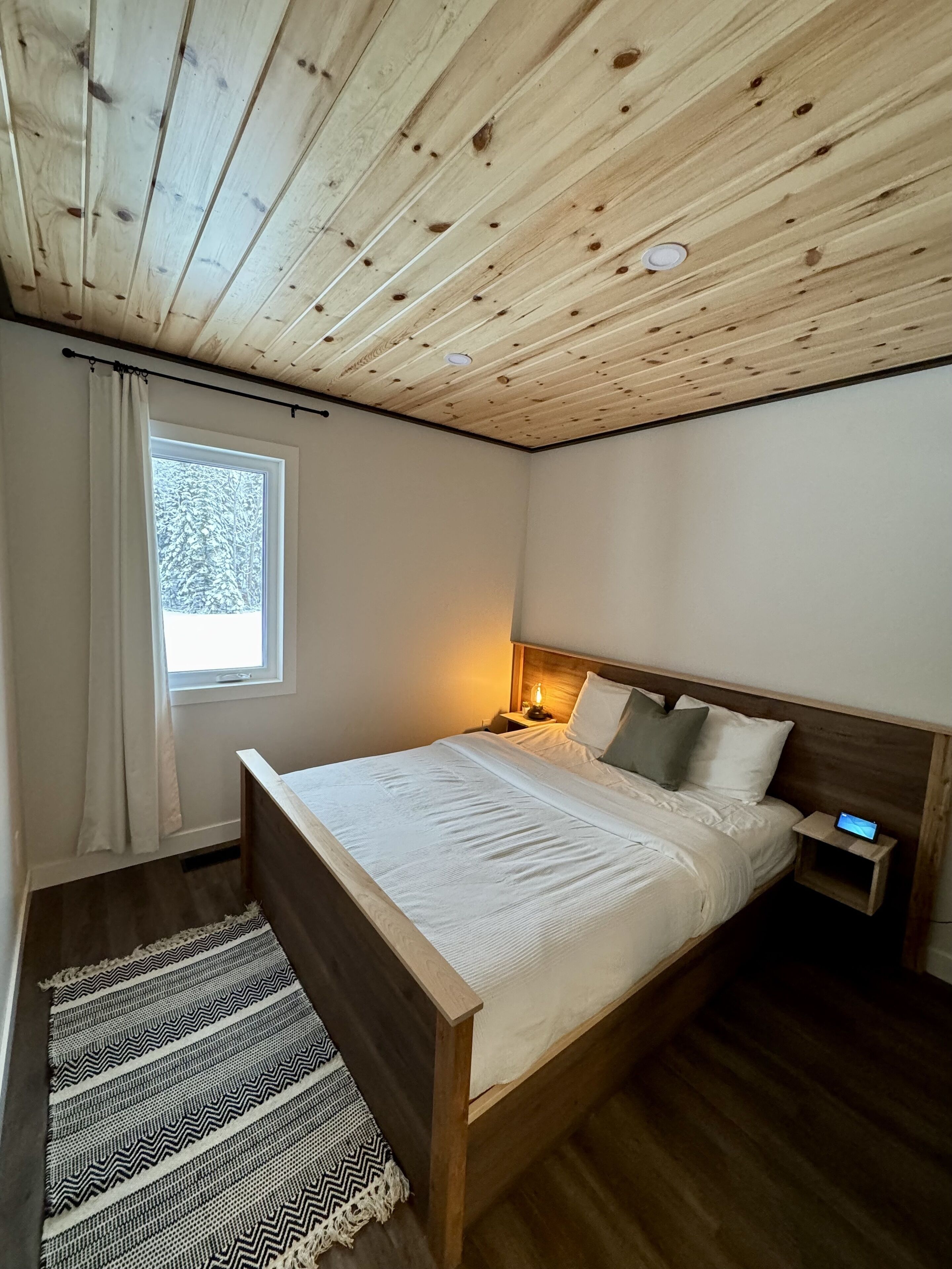 4 多间卧室、WiFi、床单