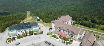 TOTW324 Stunning Views Ski In/Out WiFi Slopeside