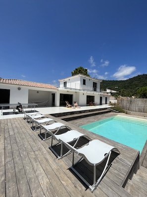 Piscina externa