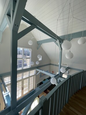 Interior - Beautiful farmhouse with hiking trails/kayaking. 5 minutes to town or ocean! (Freeport)