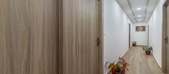 Itsy Hotels Krishna Residency, Govardhan Chauraha