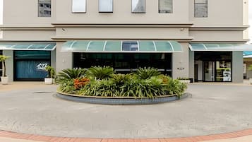 Studio | Exterior