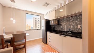 舒適公寓 | 私人廚房 | 迷你雪櫃、特濃咖啡機、電熱水壺