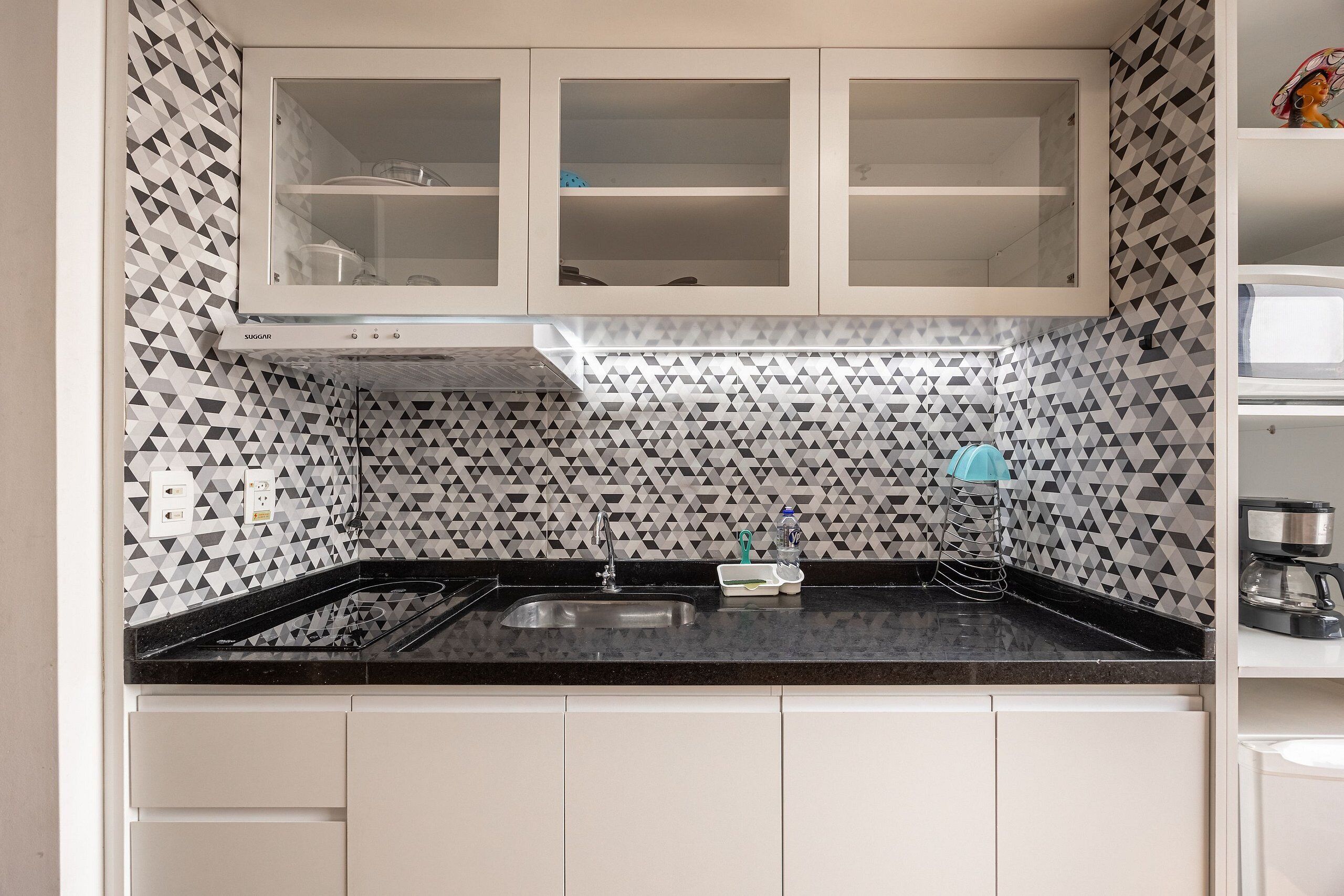 Comfort Apartment | Private kitchen | Mini-fridge, espresso maker, electric kettle