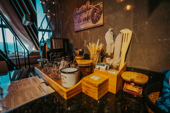 Cabaña, 1 cama de matrimonio, no fumadores, bañera de hidromasaje | Cocina privada | Microondas, horno, tostadora y minihorno