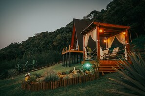 キャビン クイーンベッド 1 台 禁煙 ジェットバス | テラス / パティオ